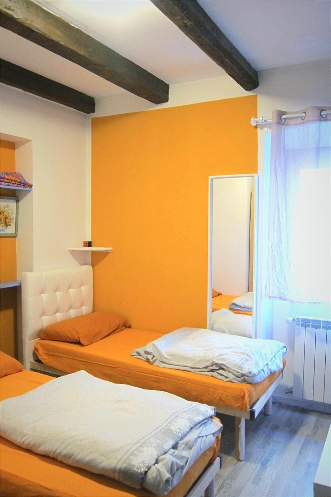 Homestay Stone House *